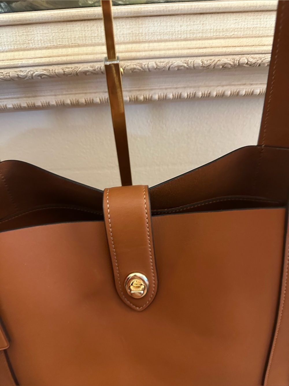 Coach Hadley leather turnlock tote - Picture 4 of 6